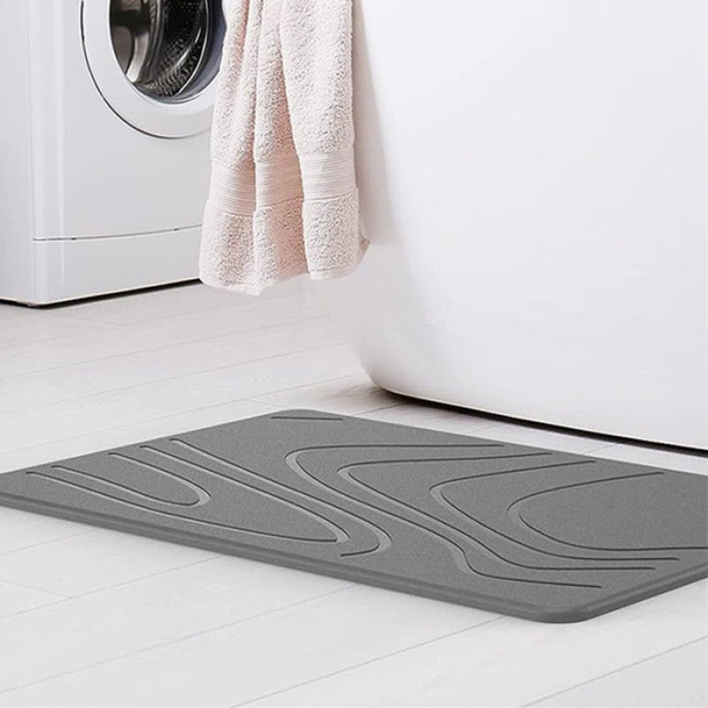 OVENIQO Quick-Dry Stone Bath Mat in use