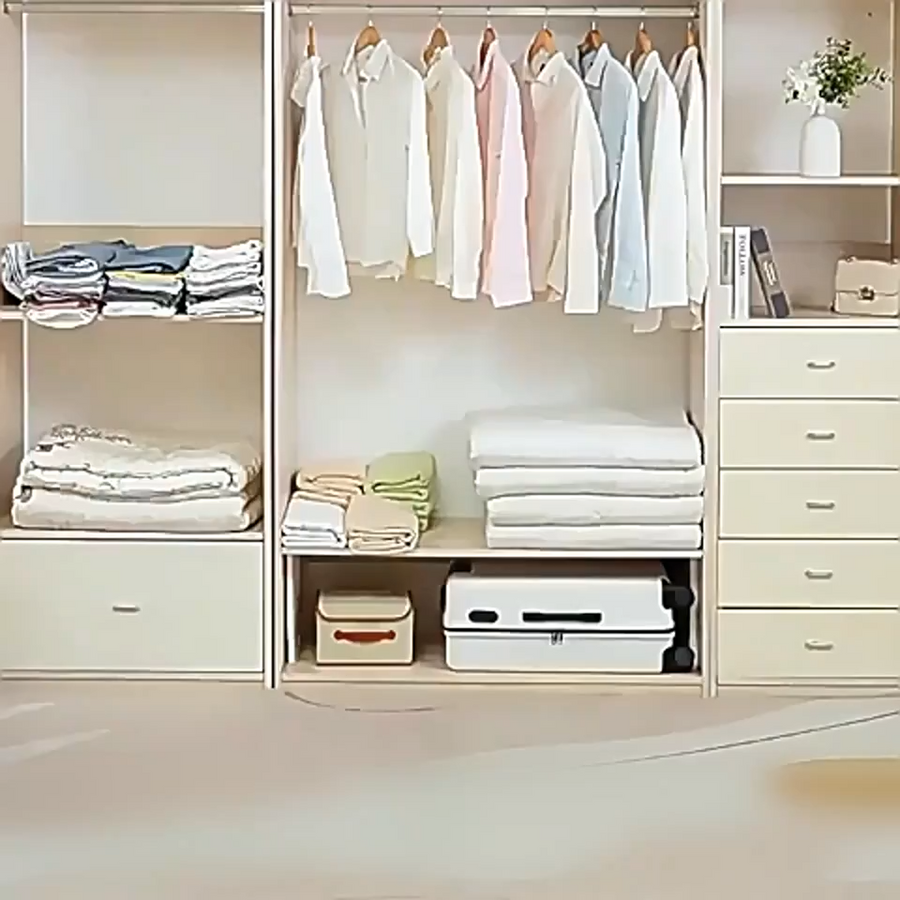 OVENIQO Fold-Flat Storage Bag in use